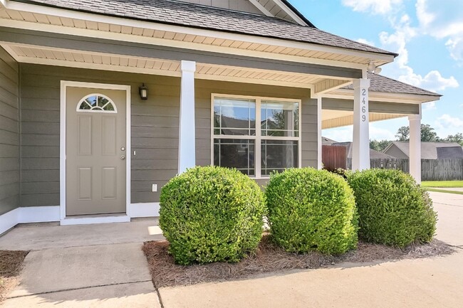Building Photo - 2469 Waterstone Cir