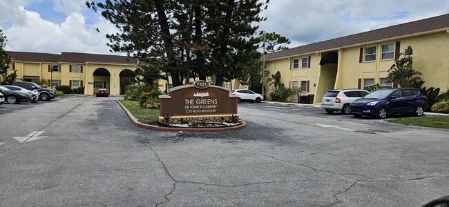 Building Photo - 7529 Abonado Rd Unit 7529 Rental