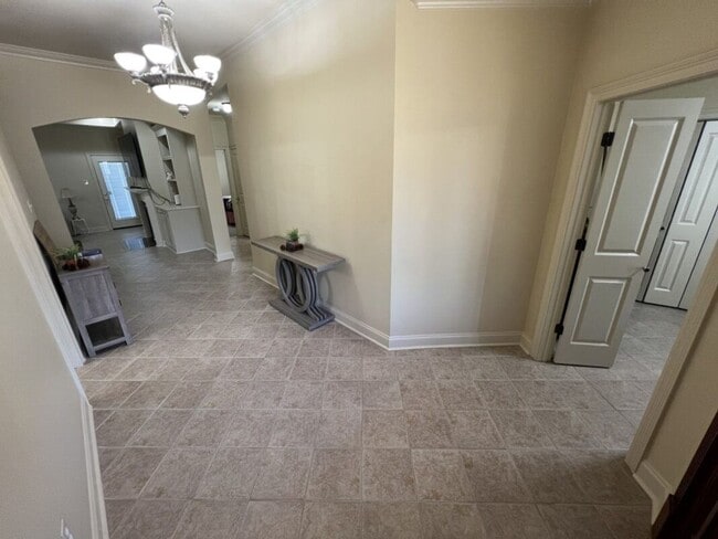 Photo - Beautifully Furnished 4-Bedroom Home in Za...