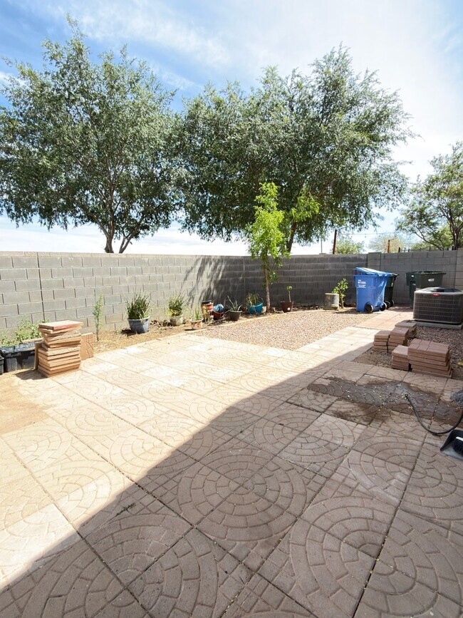 Photo - 10228 W Gross Ave