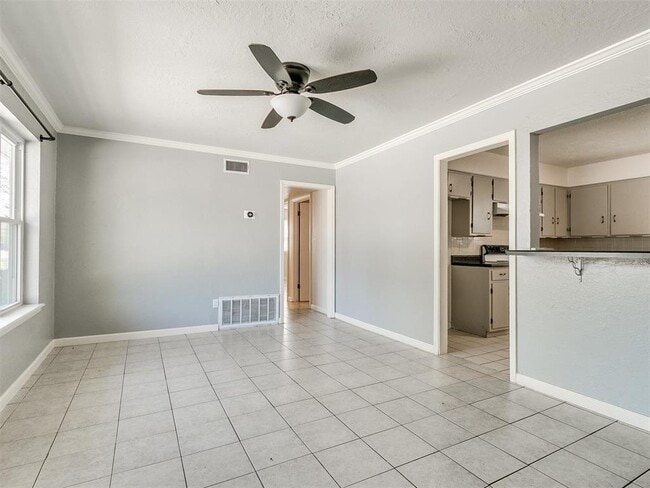 Photo - 1626 W Boyd St