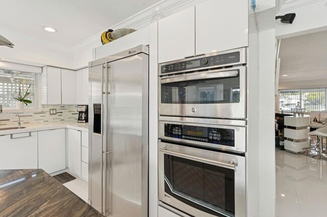 Photo - 911 NW 7th St Casa