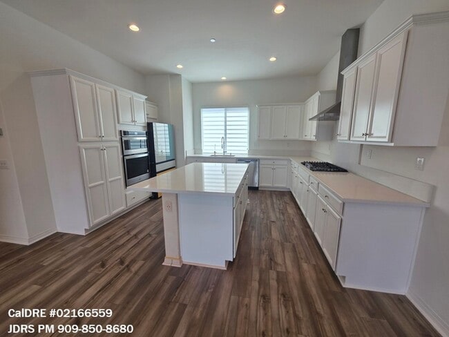 Photo - Irvine 2 Bedroom Condo