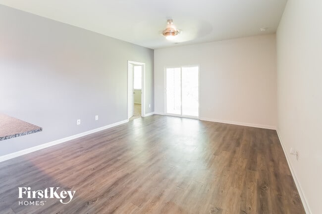 624 Wayton Cir