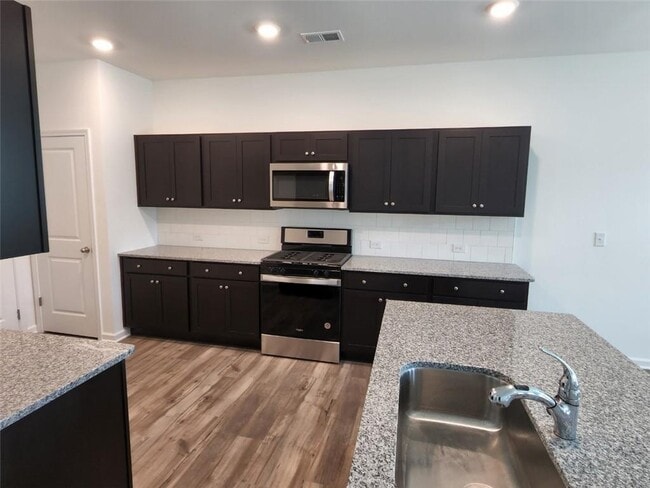 Photo - 6145 Langdon Way