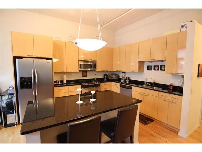 Photo - 290 Market St Unidad 412