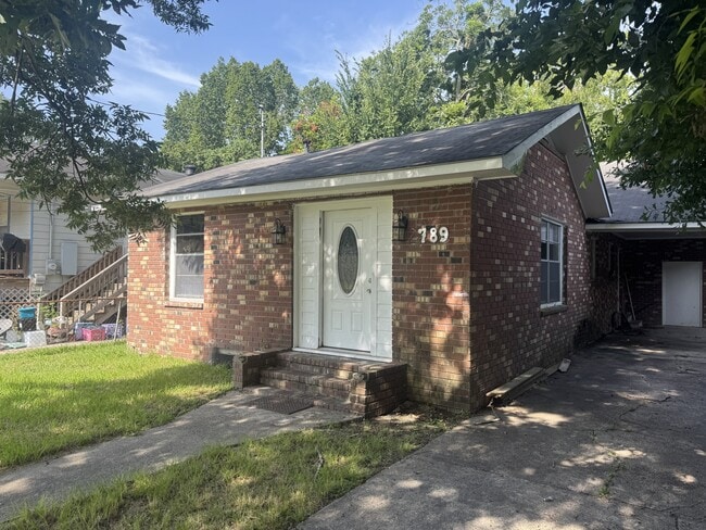 Building Photo - 2789 Sheldon Dr Rental