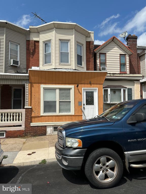 Building Photo - 135 W Courtland St Rental