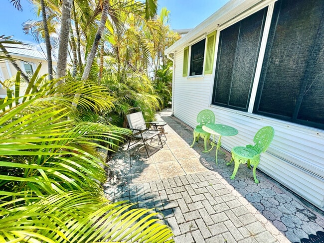 Photo - 710 Nettles Blvd Unidad SI ID1537496P