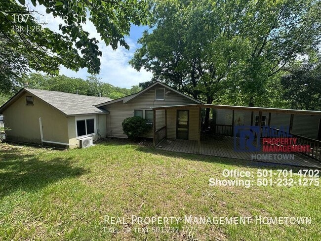 Photo - 107 Leeper St
