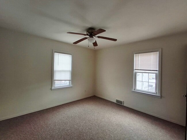 Photo - 543 Dresden Ave