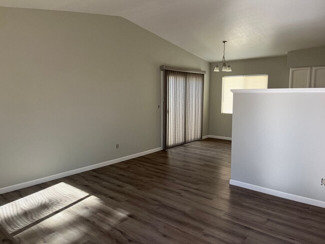 Photo - Perfect unit in Tempe!