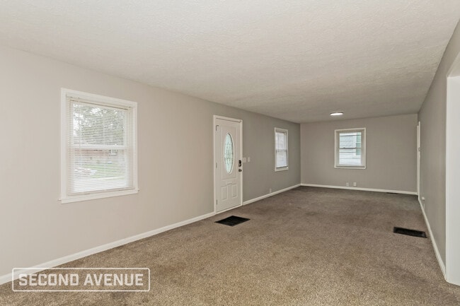 Photo - 6106 Graceland Ave