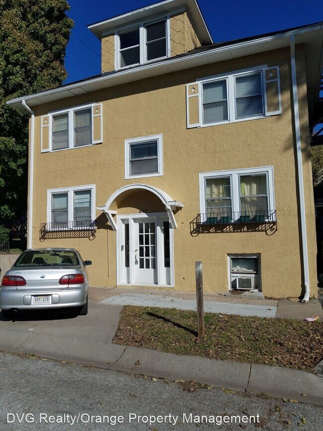 Photo - 411 N 49th St