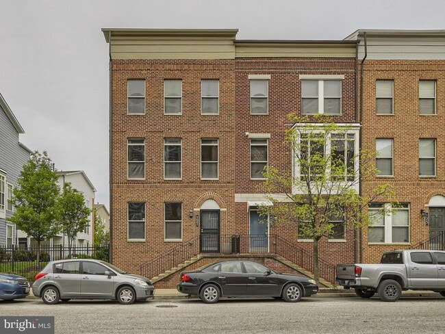 Building Photo - 121 Albemarle St Rental