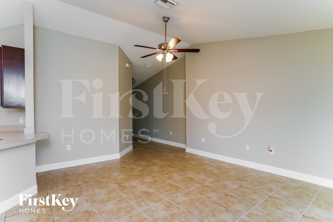 Photo - 2712 38th St SW