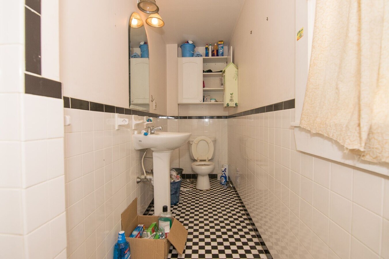 Photo - Large Unit in Lower Allston. Eat-in Kitchen, Big Bedrooms, Easy Street Parking