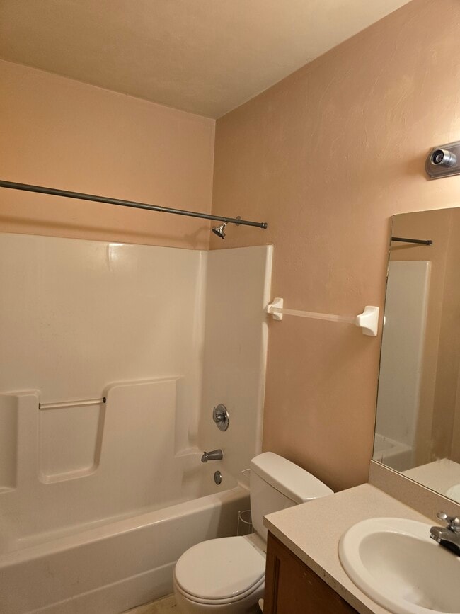 Photo - 2014 Midyette Rd