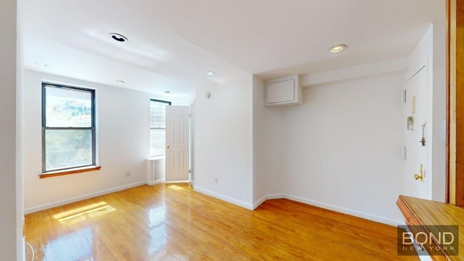 184 First Avenue - 184 First Avenue Apartment Unit 6