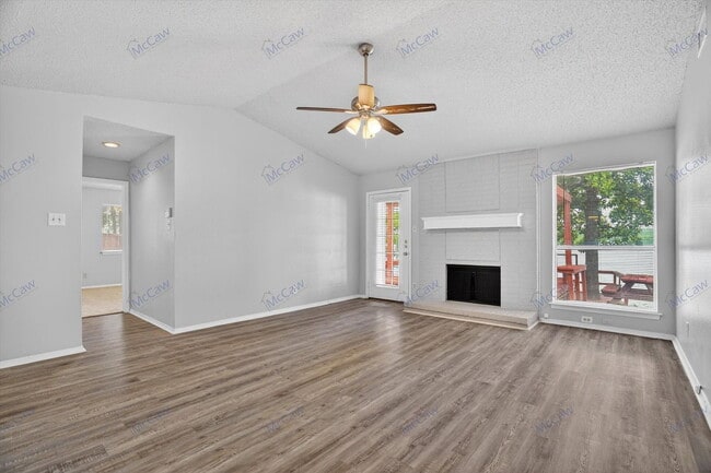 Photo - 1325 Garden Terrace Dr