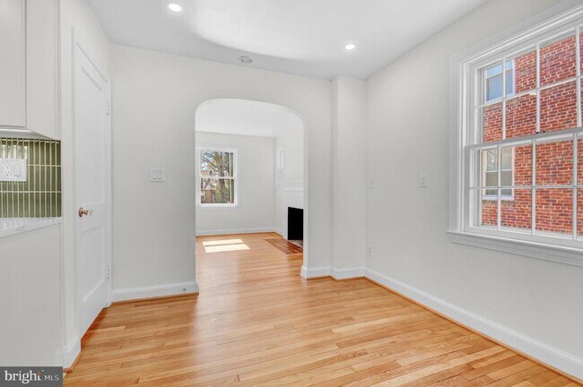 Photo - 5713 5th St S