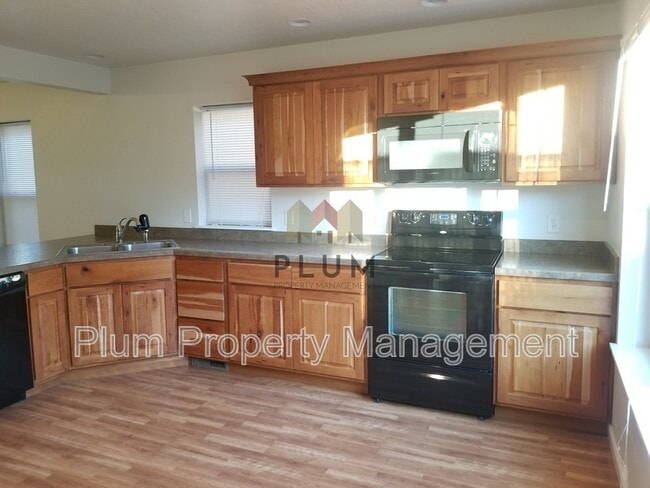 2115 Mount Ave Unit A