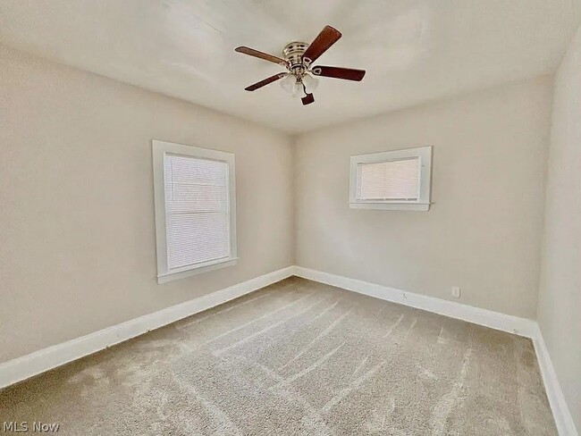 Photo - 3677 E 153rd St Unidad UP