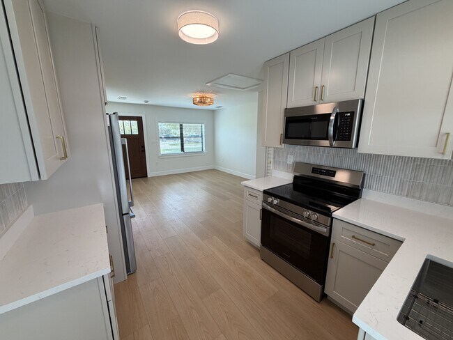 2 Bed/1 Bath - Unit 2