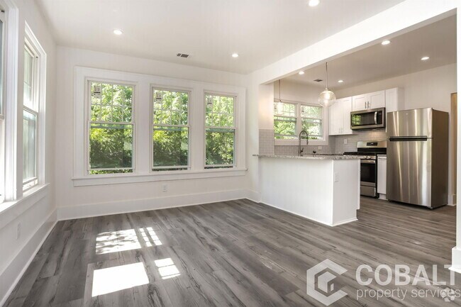 Building Photo - 678 Moreland Ave NE Unit 9 Rental