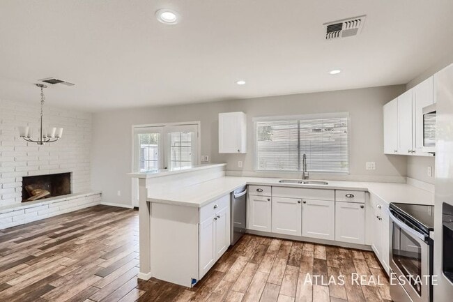 Photo - 10817 N 46th Ave