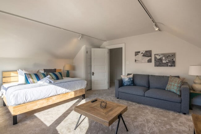 Photo - 258 Dorchester Ave Unidad ID1056079P