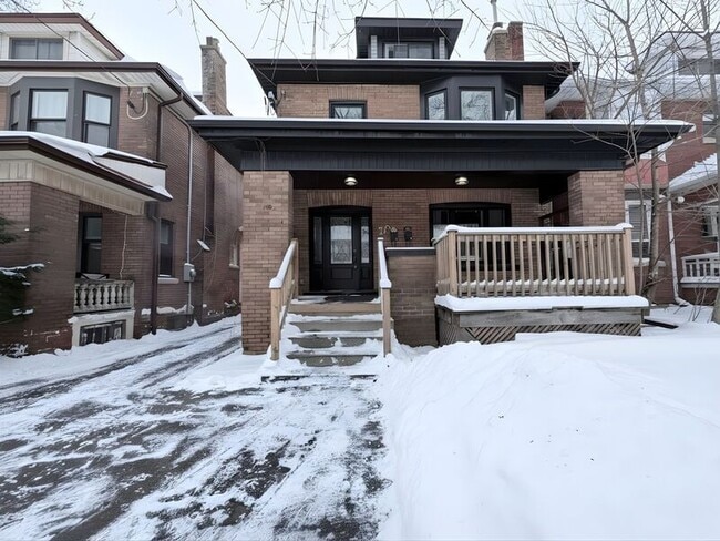 Building Photo - 27 Melrose Ave S Unit 1