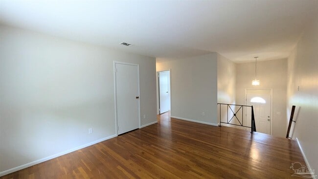 Photo - 2117 Pullman Cir