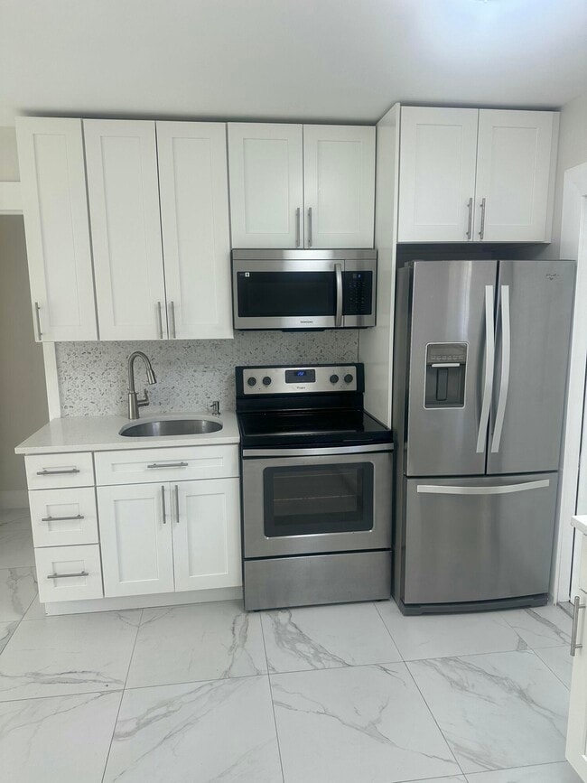 Photo - 1227 NW 6th Ave Unidad A