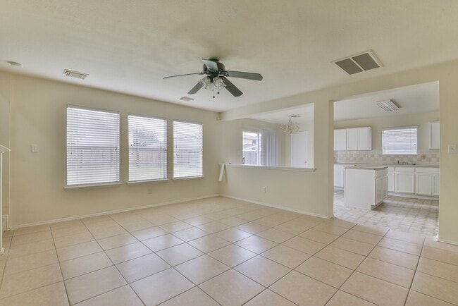 Photo - 5719 Clerkenwell Dr