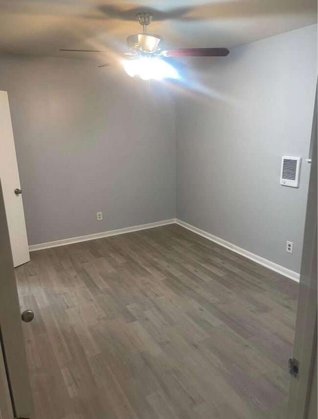 Photo - 470 Highway 70 - B