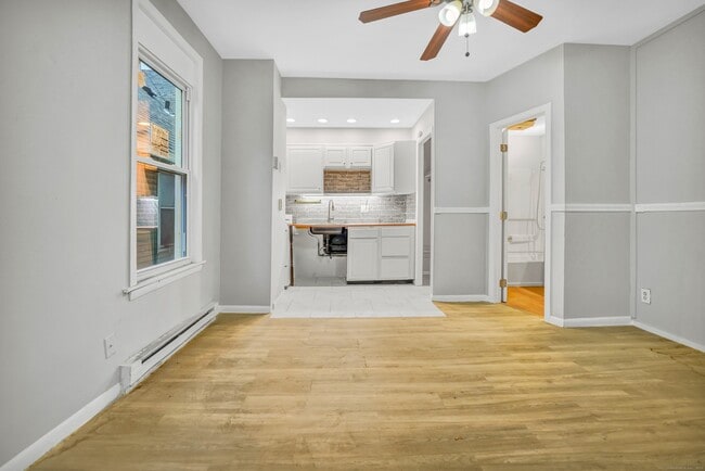 Photo - 915 S Main St Unit 2S Rear