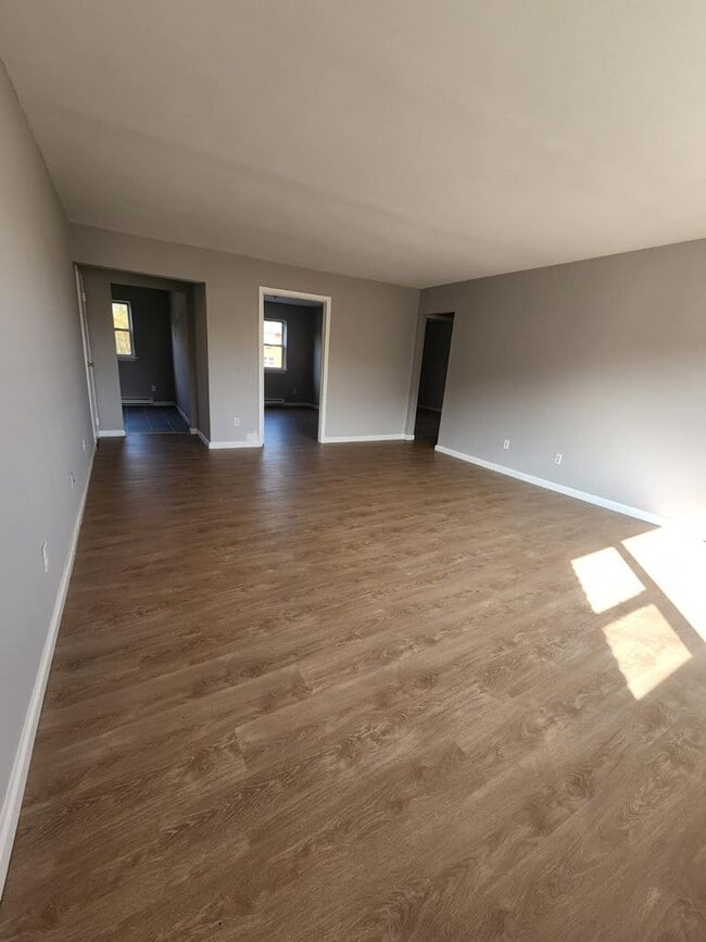 Photo - Valley View Garden Apartments