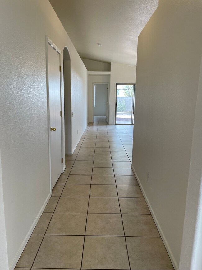 Photo - Large 3 Bedroom! Master Bedroom w/ Sitting Room!