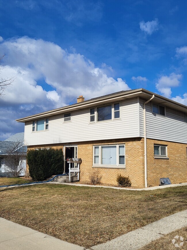 Building Photo - 6810 W Morgan Ave Unit 3 Rental