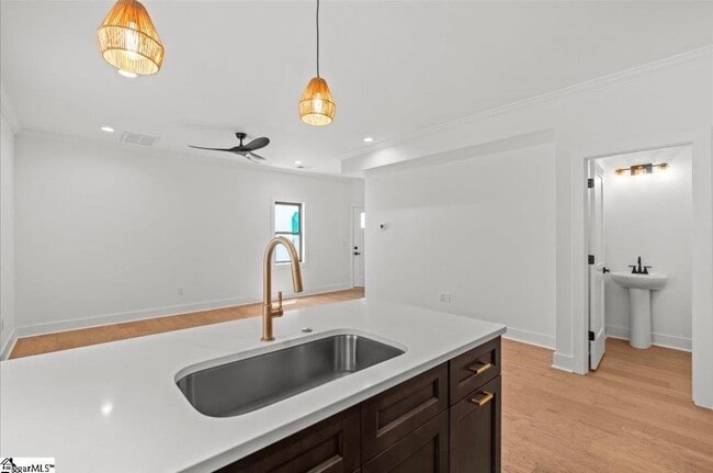 Photo - 112 Lepak Ln