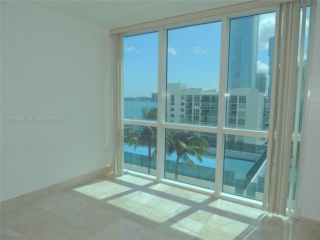 Photo - 480 NE 30th St Unit 1105
