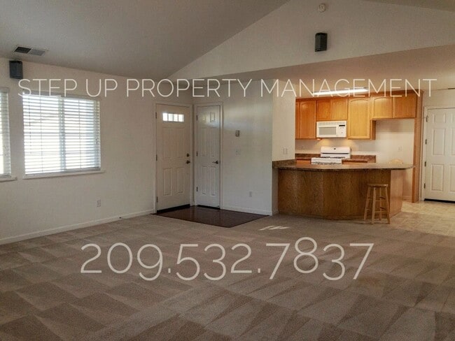 Photo - Serene Mountain Living at Clouds Rest: Stunning 3-Bedroom Home with Views