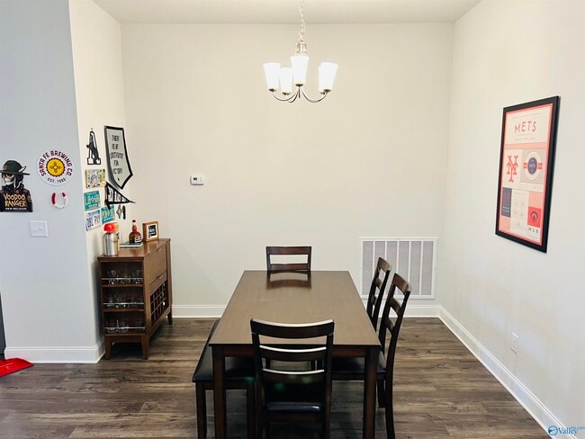 Photo - 208 Gwinnett Dr