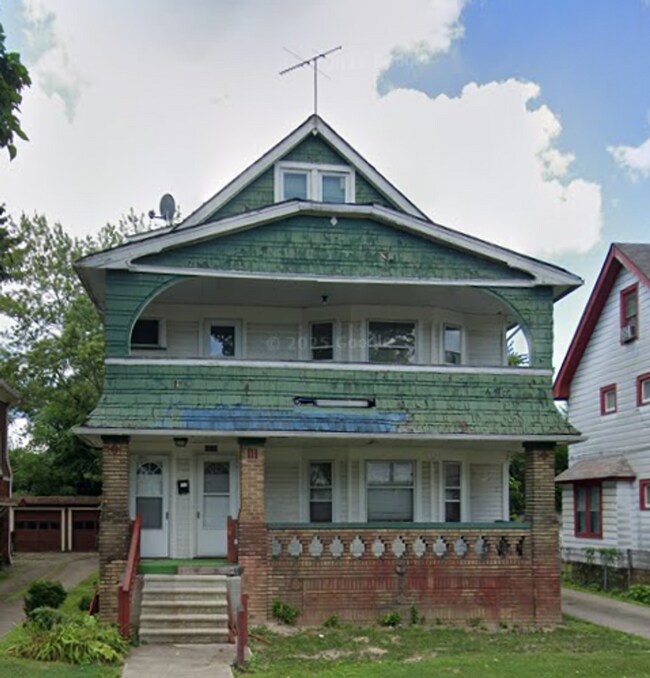 Building Photo - 3526 E 151st St Unit 1 Rental
