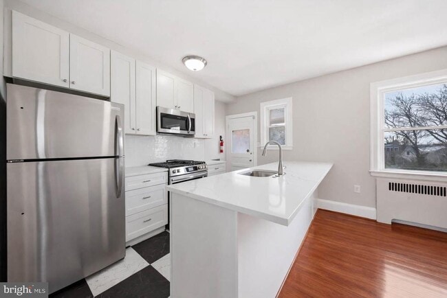 Photo - 500 Park Ave