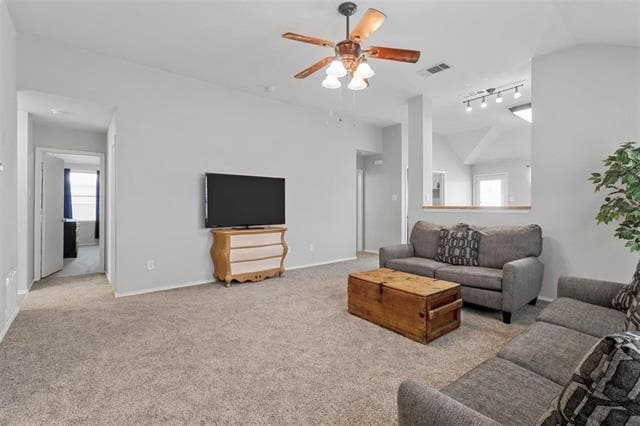 Photo - 1301 Mockingbird Dr