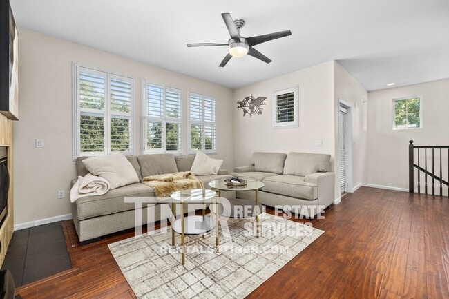 Photo - 506 Monet Ln