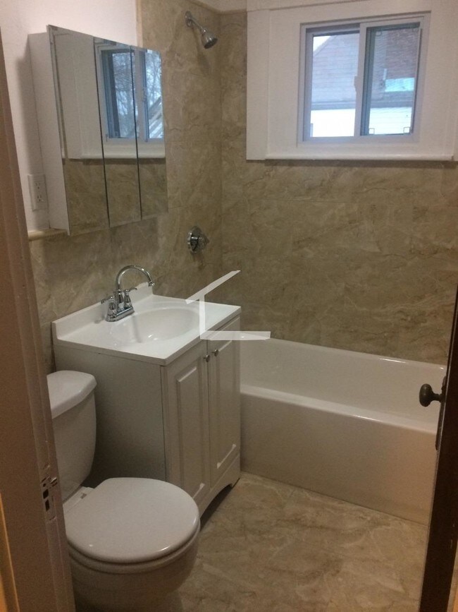 Photo - 38 Parsons St Unit 2