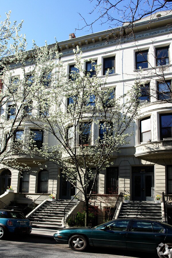 Photo - 132 West 80th Street (k3)